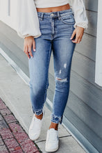 Load image into Gallery viewer, Raw Hem Distressed Jeans with Pockets
