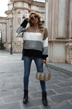 Load image into Gallery viewer, Color Block Round Neck Sweater
