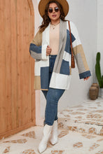 Load image into Gallery viewer, Plus Size Color Block Long Sleeve Cardigan
