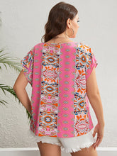 Load image into Gallery viewer, Plus Size Printed Round Neck Blouse
